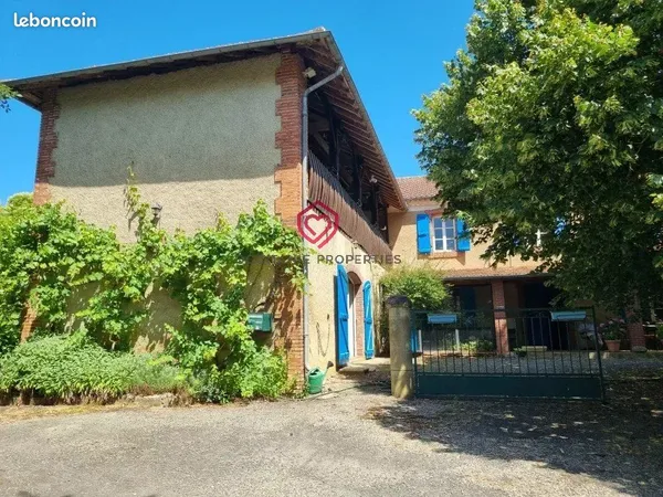 Propriété 9 pièces 397 m²