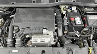 Peugeot 208 1.2 PureTech 130ch S&S Allure Pack EAT8 — photo 20
