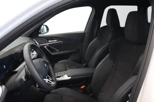 Bmw X1 xdrive 25e 245ch dkg7 — photo 7