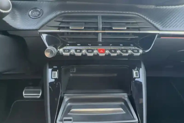Peugeot 208 electrique 50 kwh 136ch — photo 19