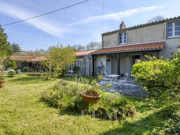 Vertou - Maison 4-5 chambres et jardin de 2600 m²