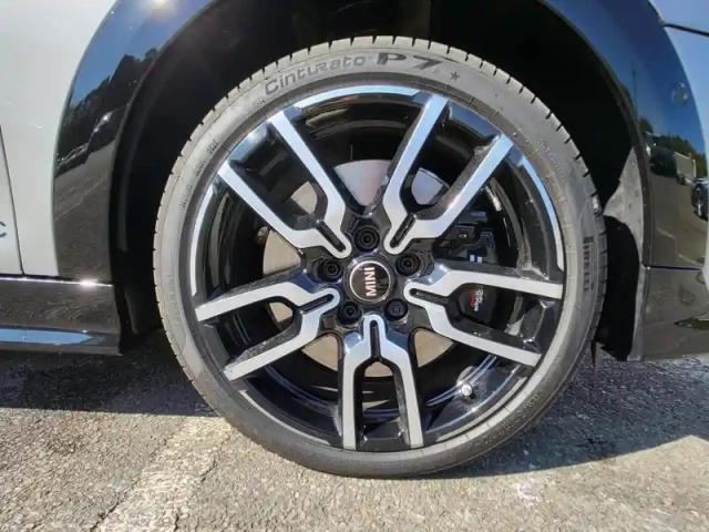 Mini Cooper cabrio s 204ch jcw dkg7 — photo 13