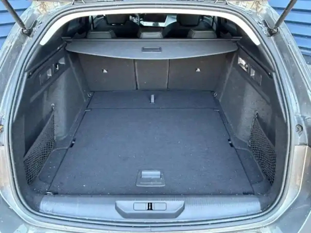 Peugeot 308 sw 1.2 puretech 130ch s&amp;s allure — photo 6