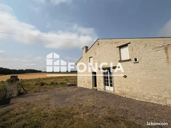 Maison 2 pièces 94 m²