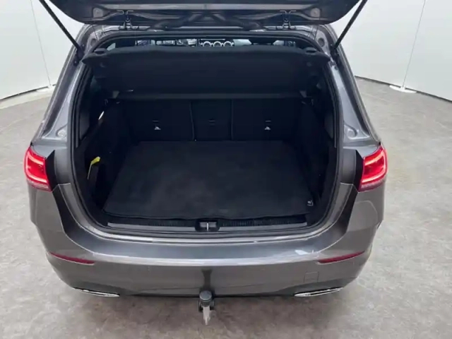 Mercedes Classe B 180 amg line edition — photo 10