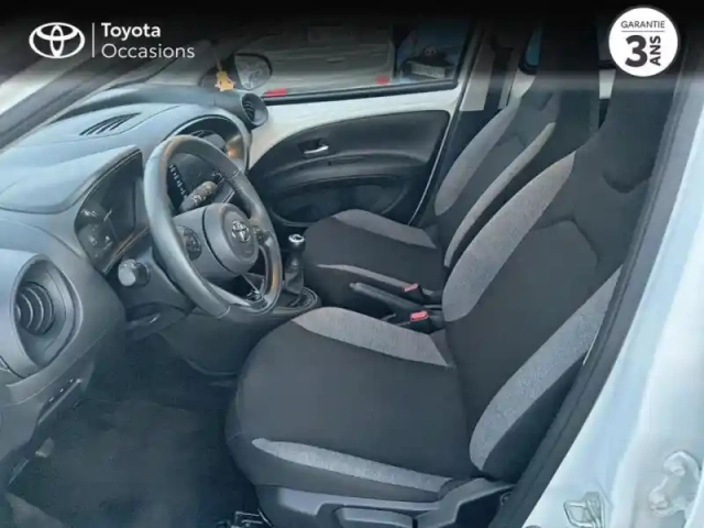 Toyota Aygo x 1.0 vvt-i 72ch dynamic — photo 6