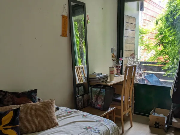 Loue Chambre meublée dans appartement · 65m²
