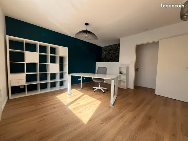 Location local professionnel 53 m² Bonnac