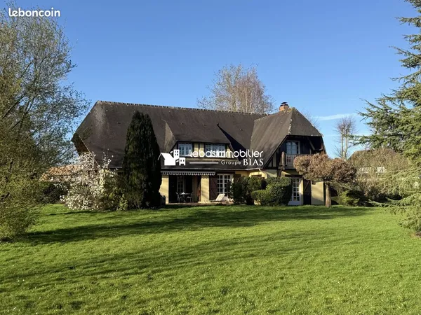 Maison 9 pièces 203 m²