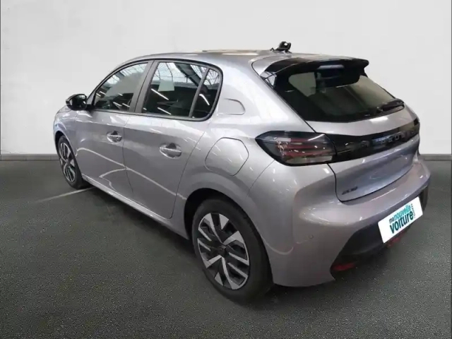 Peugeot 208 puretech 75 s&amp;s bvm5 — photo 7