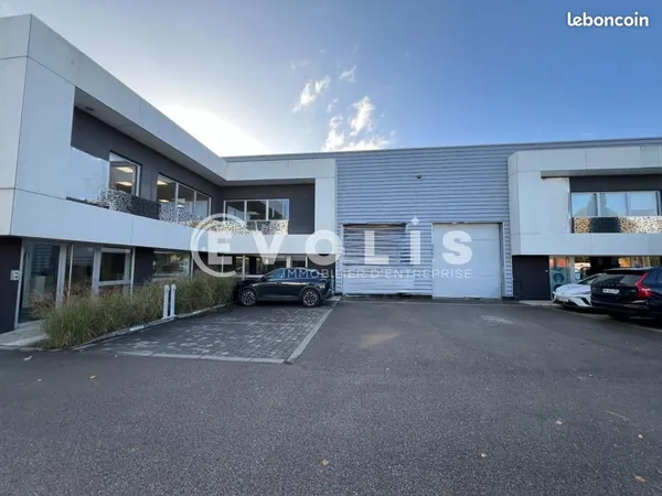 Local d'activité 612 m²