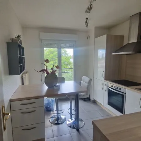 Appartement f4 - dernier etage - garage + parking pv - 2 terrasses