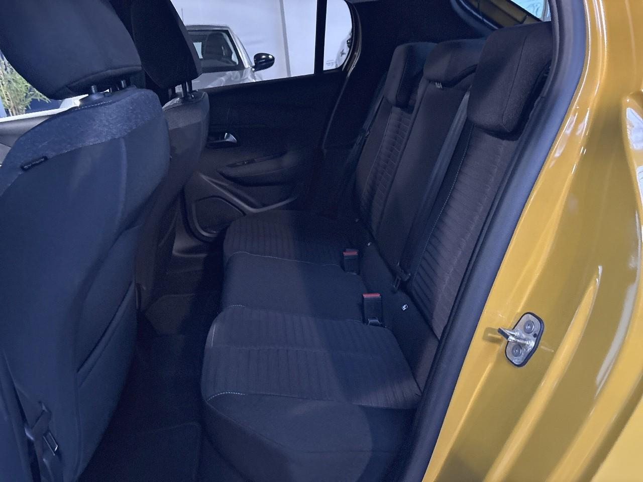 Peugeot 208 puretech 75 s&s bvm5 style — photo 12