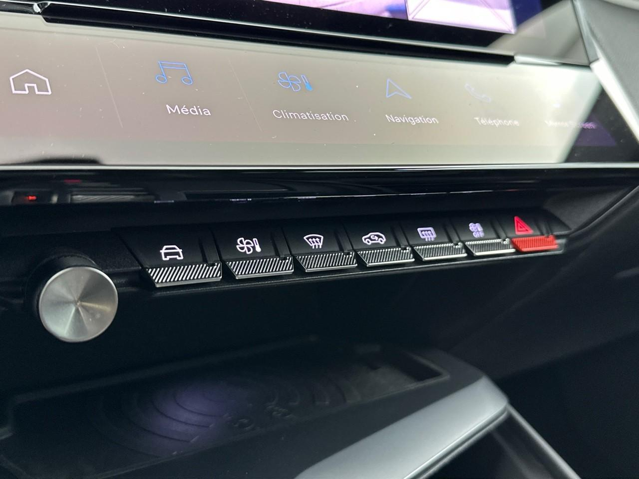 Peugeot 408 phev 225 e-eat8 gt — photo 27
