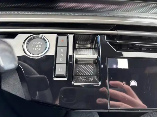 Peugeot 3008 hybrid 145 e-dcs6 — photo 34