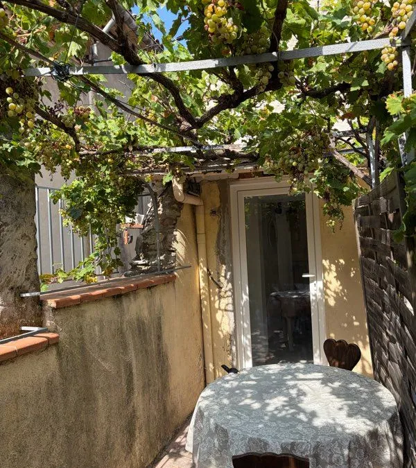 Photo 3