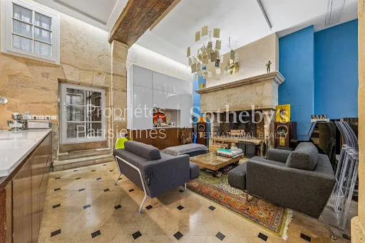Appartement 5 pièces 176 m²