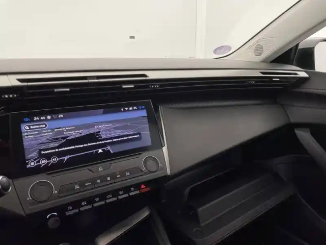 Peugeot 308 phev 180 e-eat8 — photo 60
