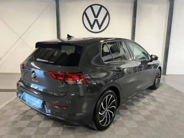 Volkswagen Golf 1.0 tsi opf 110 bvm6