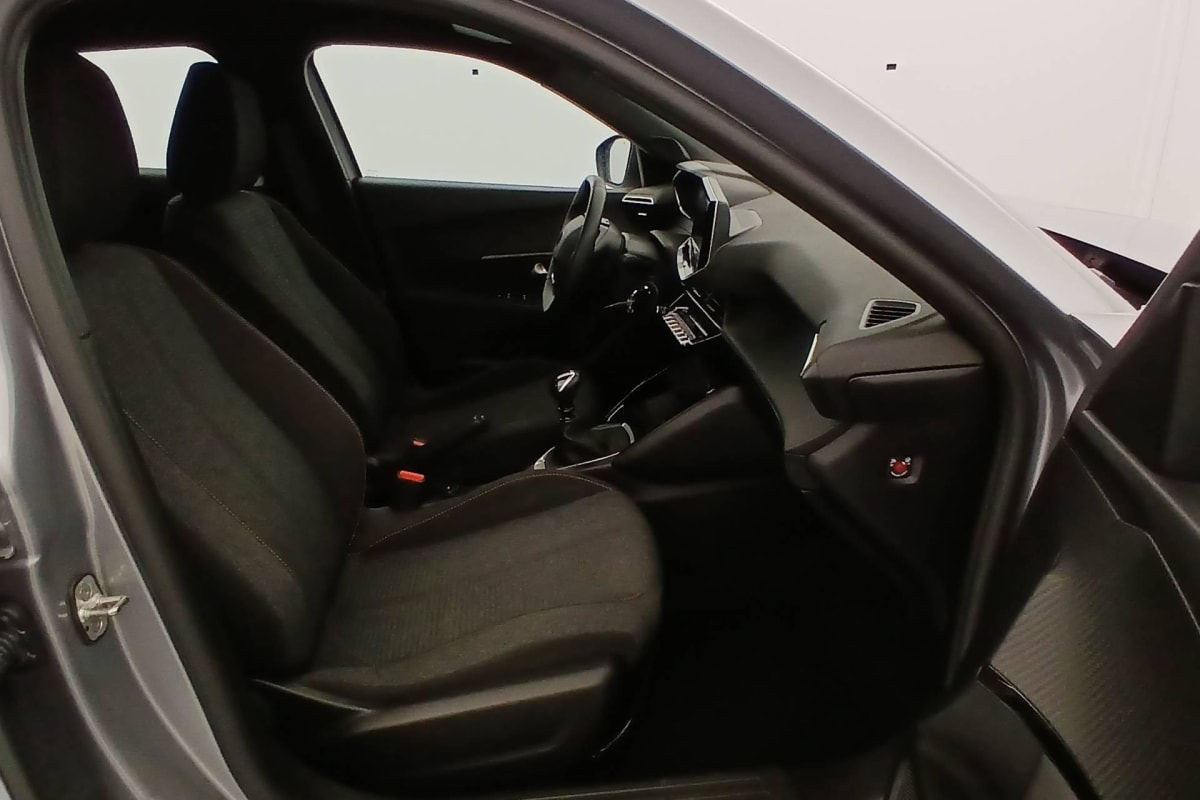 Peugeot 2008 — photo 9