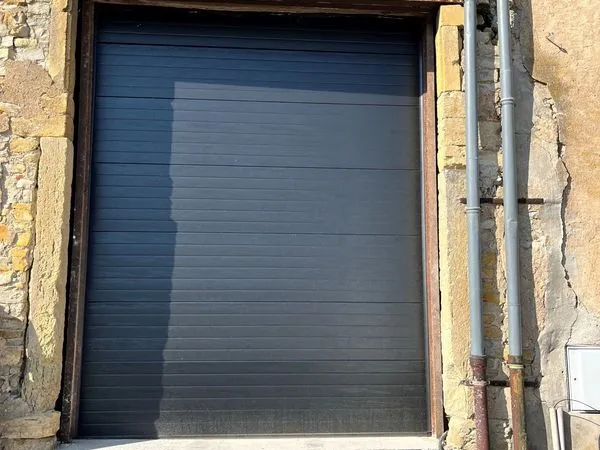 Dépôt / local de stockage RETONFEY