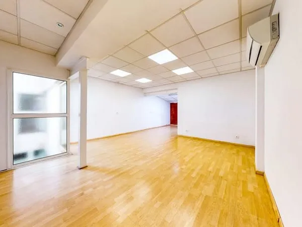 Toulouse Hypercentre - Local Professionnel + cave, vendu lib