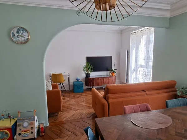 Appartement T3 traversant de 65m2 Levallois-Perret, charme de l'ancien, refait entièrement à neuf