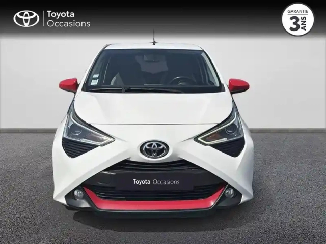 Toyota Aygo 1.0 vvt-i 72ch x-play 5p pack style car play — photo 5