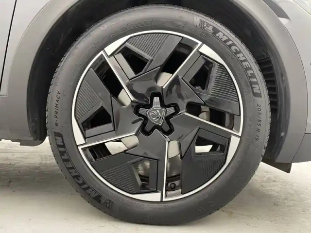 Peugeot 408 puretech 130 ch s&amp;s eat8 — photo 52