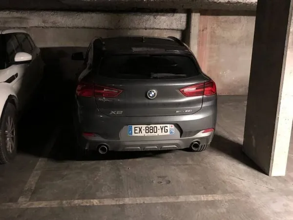 Parking 9 m²