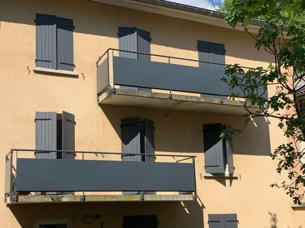 Appartement t4 duplex a rafraichir