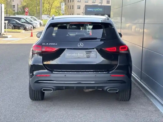 Mercedes Gla 200 d amg line — photo 4