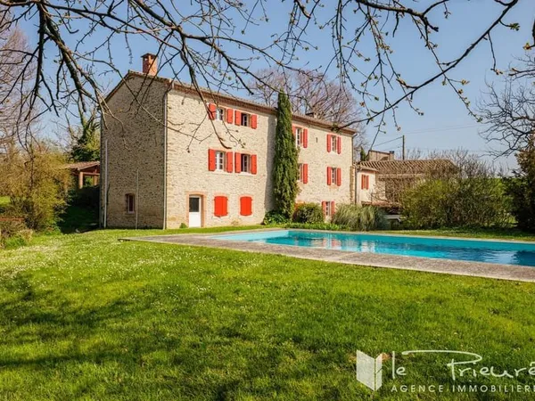 Rare ! Moulin à eau avec parc, piscine, et dépendance proche Lautrec et accès voie verte