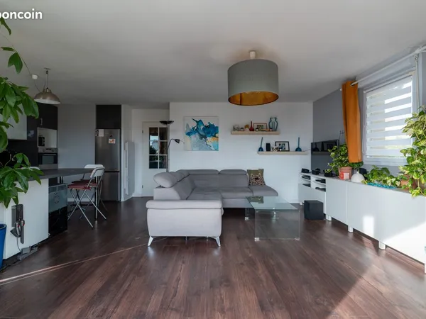 Appartement - 3 pièces - 67m2 - Etage 2/2