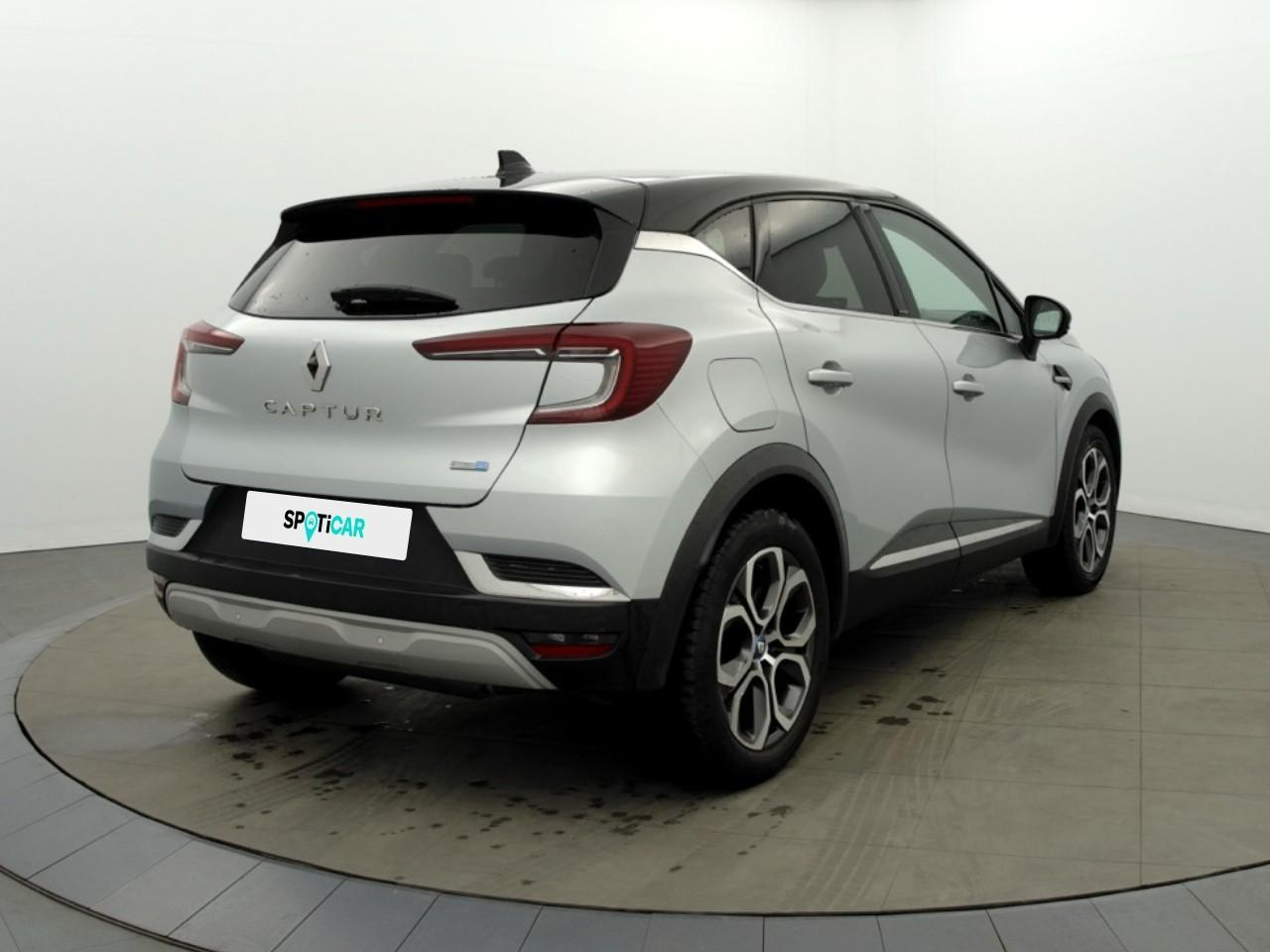 Renault Captur e-tech plug-in 160 intens — photo 5