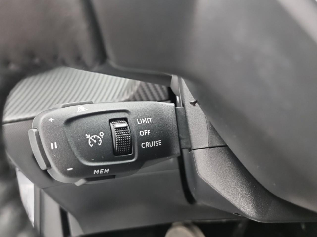 Peugeot 2008 100 s&s bvm6 style — photo 19