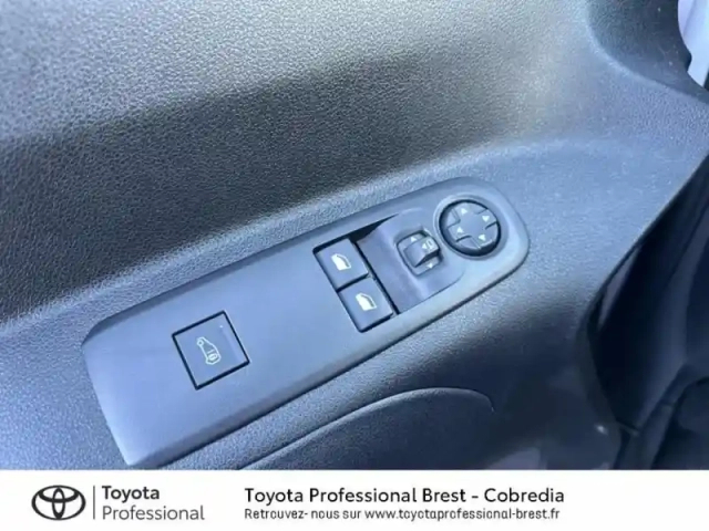 Toyota Proace city medium 100 d-4d start mc24 — photo 29