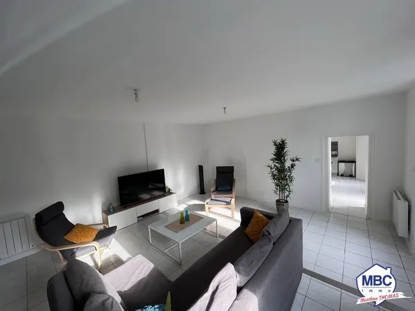 Maison Location La Séguinière 8p 120m² 860€