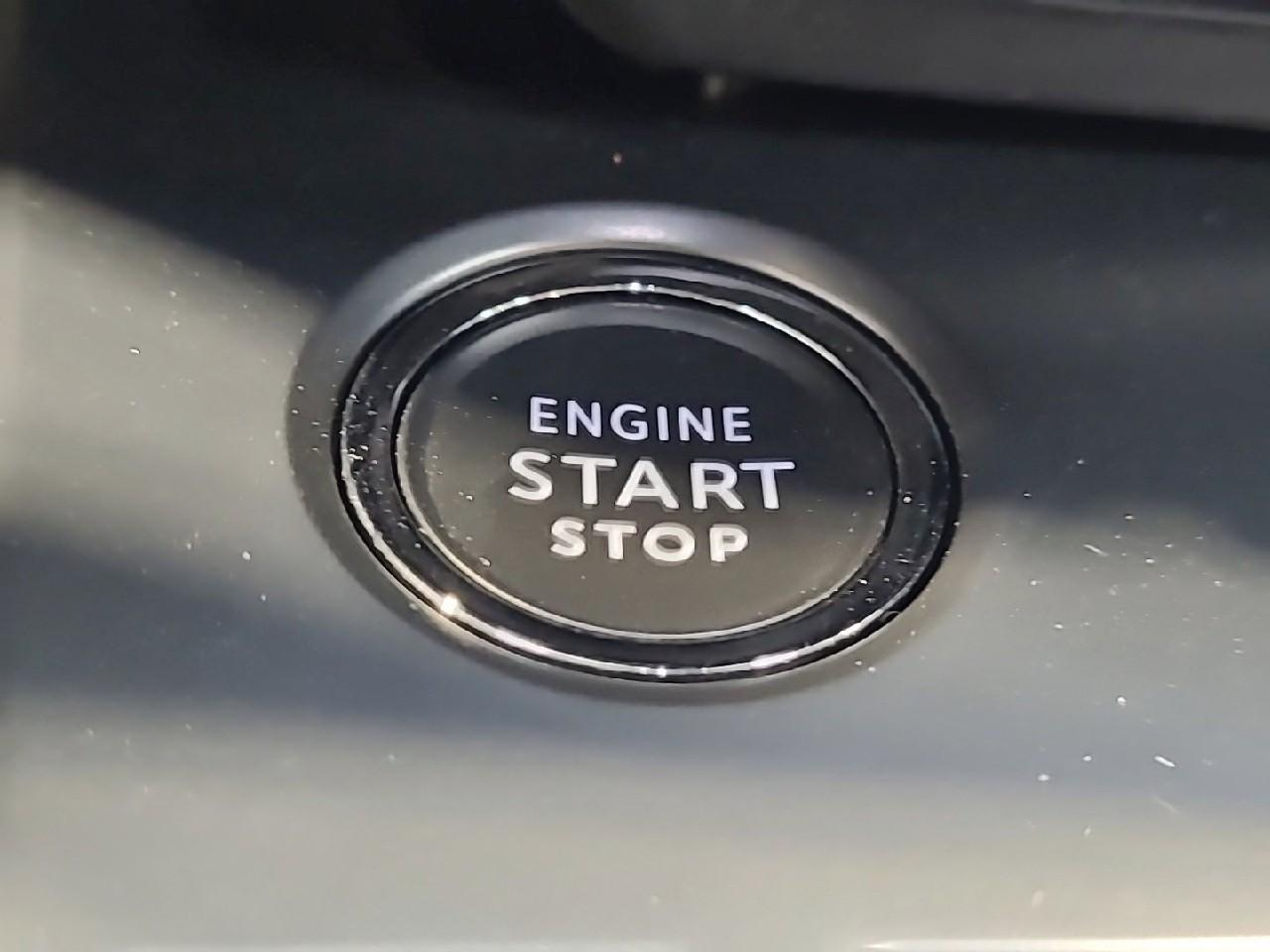 Peugeot 308 phev 225 e-eat8 gt pack — photo 27