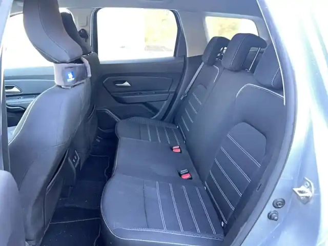Dacia Duster eco-g 100 4x2 — photo 31