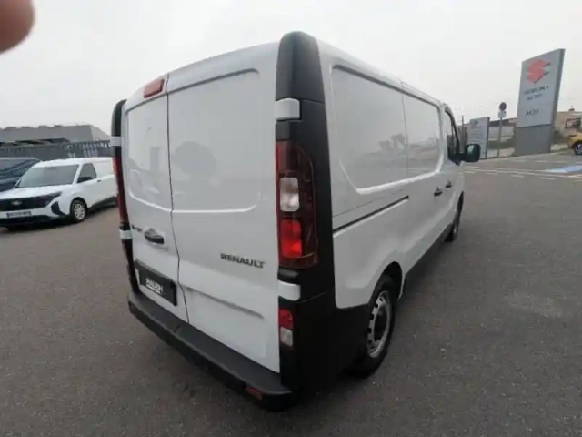 Renault Trafic fg l1h1 3t 2.0 blue dci 130ch grand confort tva recuperable — photo 7