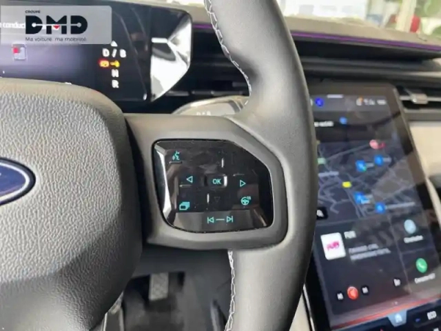 Ford Explorer 286ch extended range 77kwh pack premium rwd — photo 11