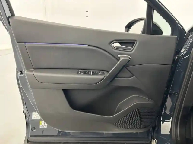 Renault Captur e-tech plug-in 160 - 21 — photo 35