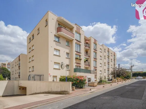Parking Vanves