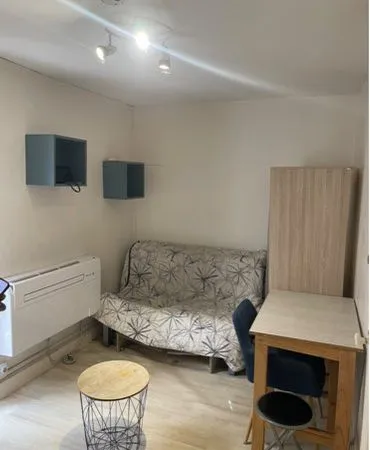 À louer studio 9m2