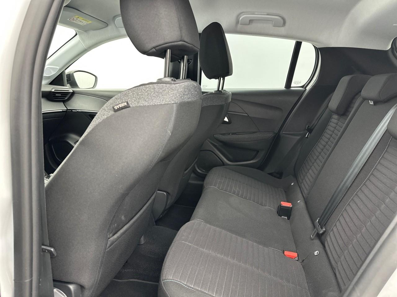 Peugeot 208 puretech 100 s&s bvm6 style — photo 12