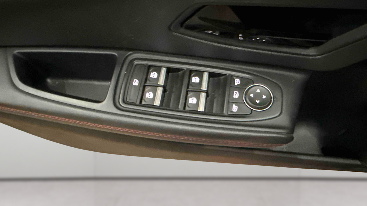 Renault Clio E-Tech full hybrid 160 ch — photo 19