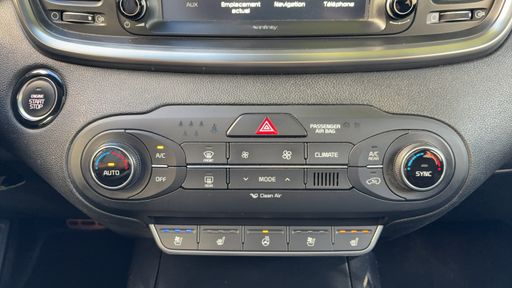 Kia Sorento 2.2 CRDi 200 AWD BVA6 - Ultimate – 2016 – 155093 km – Diesel – Boîte Automatique — photo 21
