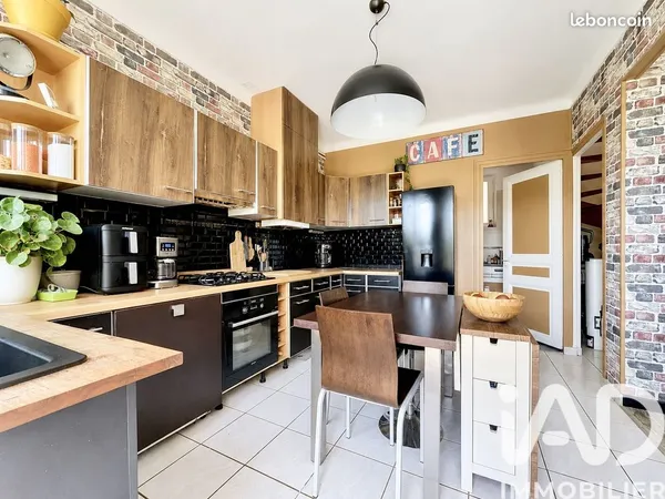 Maison 5 pièces 80 m²