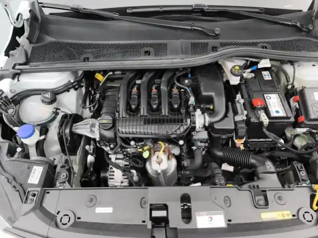 Peugeot 208 puretech 75 s&amp;s bvm5 like — photo 7